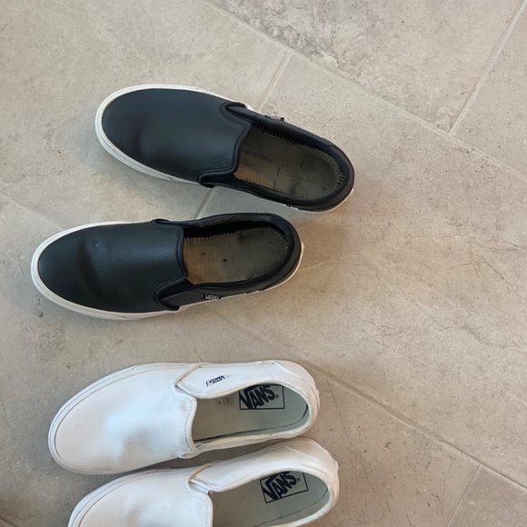 Vans - Picture 4 of 5